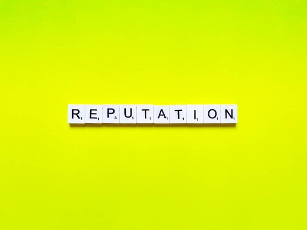 Comment gérer une crise de réputation en ligne ?